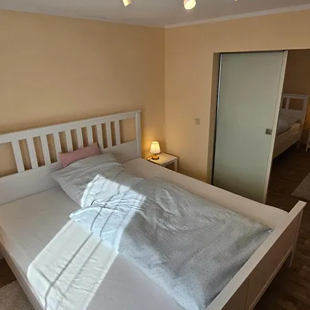 Sehr Schoenes Und Grosses Haus In - Www Ghvn De - Partys Sind Nicht Gestattet * Dresden