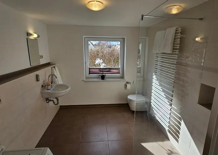 Sehr Schoenes Und Grosses Haus In - Www Ghvn De - Partys Sind Nicht Gestattet Vakantiehuis