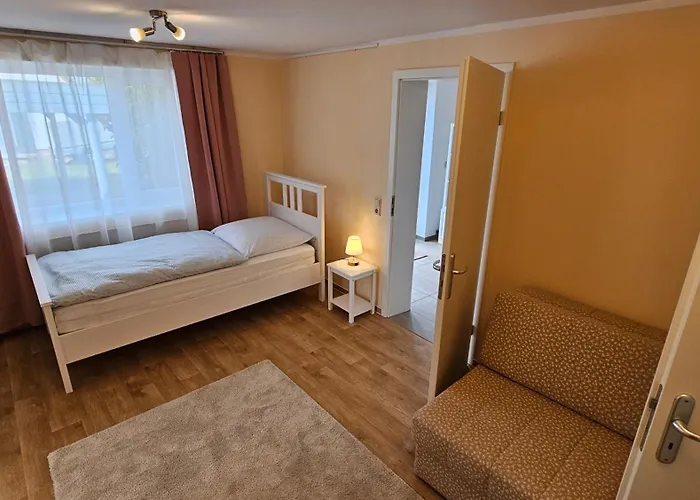 Vakantiehuis Sehr Schoenes Und Grosses Haus In - Www Ghvn De - Partys Sind Nicht Gestattet Dresden