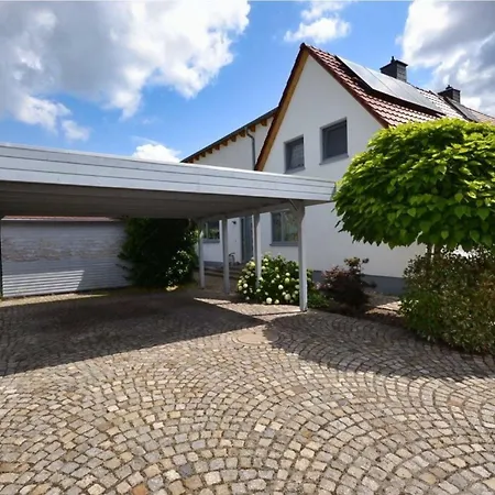 Sehr Schönes Und Großes Haus In - Www Ghvn De - Partys Sind Nicht Gestattet *