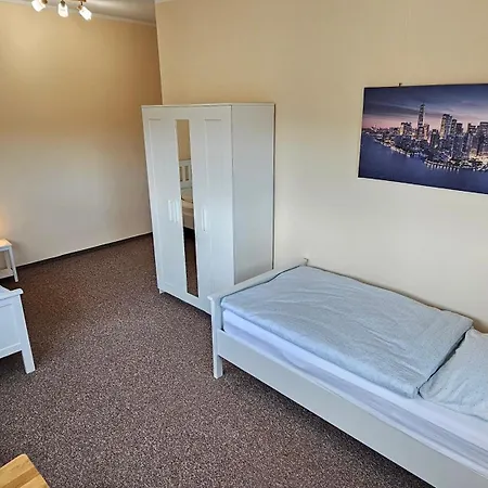 Sehr Schoenes Und Grosses Haus In - Www Ghvn De - Partys Sind Nicht Gestattet Vakantiehuis *